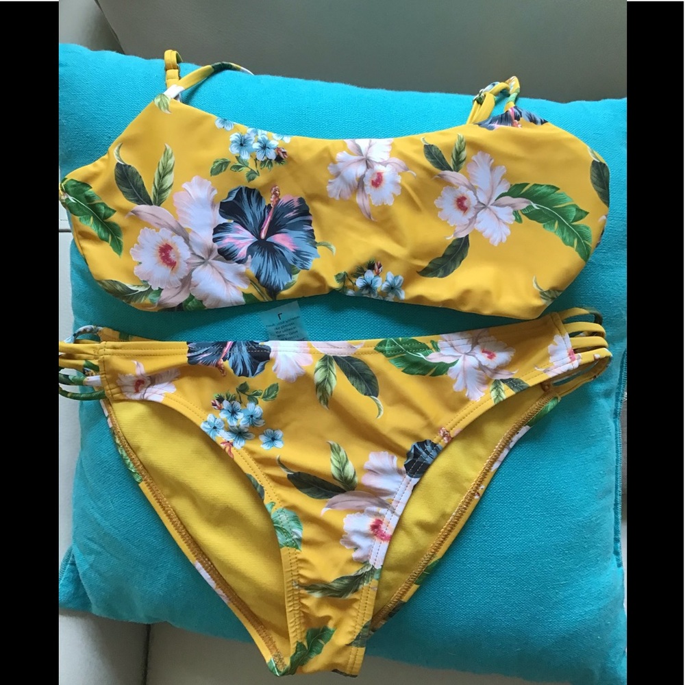 Damsel ladies 2piece swimsuit size L